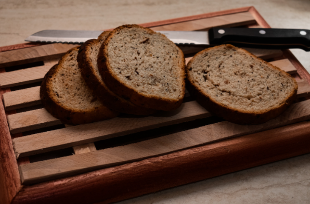 pão integral cortado