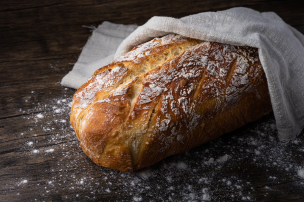 pão integral na mesa