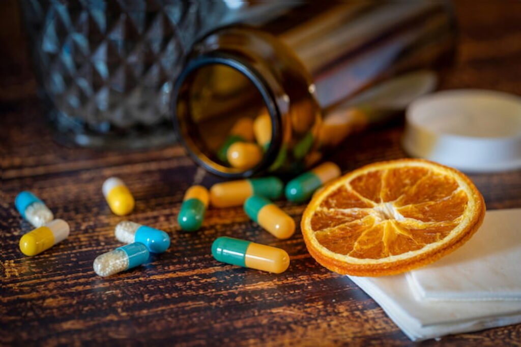 Comprimidos espalhados.