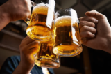 As 10 Melhores Cervejas do Mundo em 2026: Delirium, Heineken e mais!